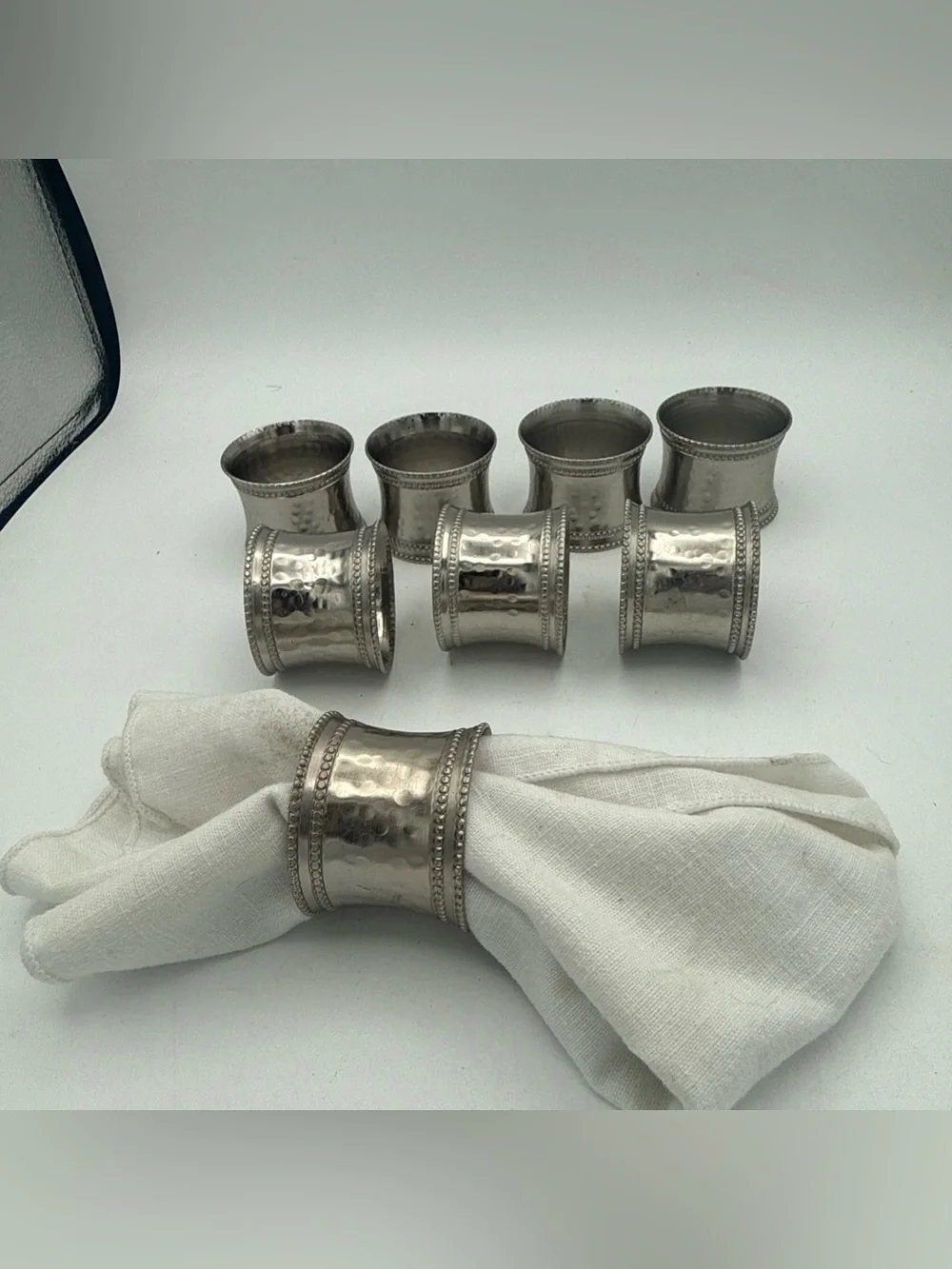 Set of 8 Hammered Silver Tone Metal Napkin Rings holders Double Beaded Rim